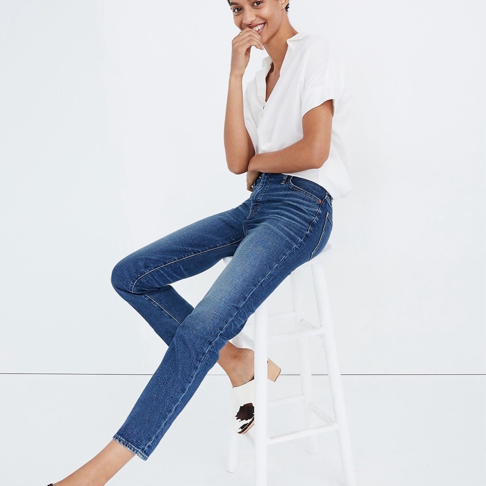 NWT!  Madewell Mid Rise Classic Straight Jeans in Carsondale Wash - Size 28